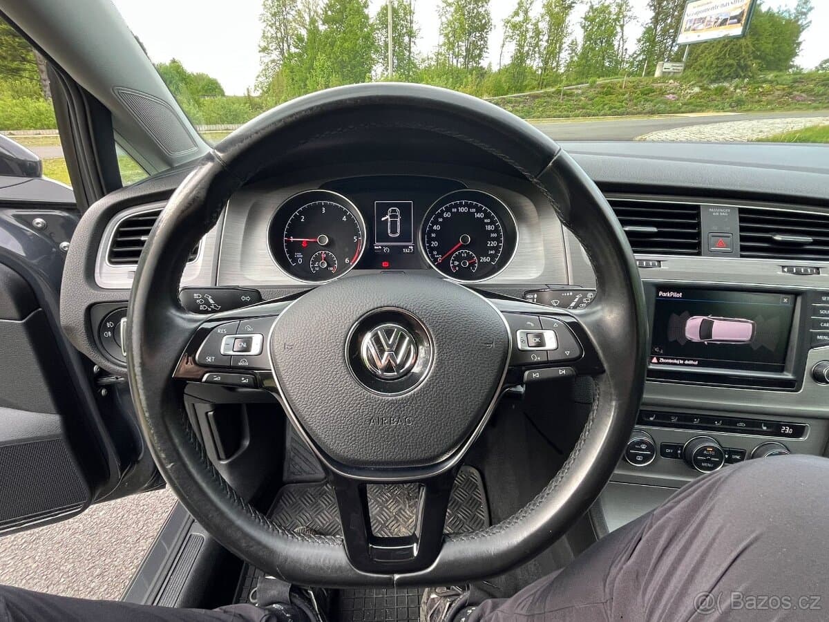 2016 Volkswagen GOLF - 8