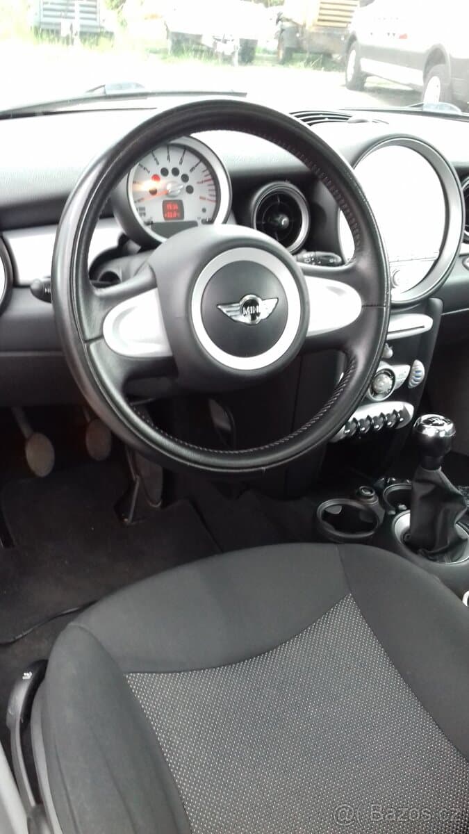 2009 Mini COOPER - 8