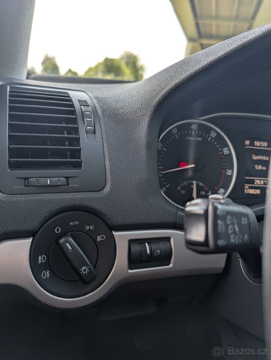 2012 Škoda OCTAVIA - 8