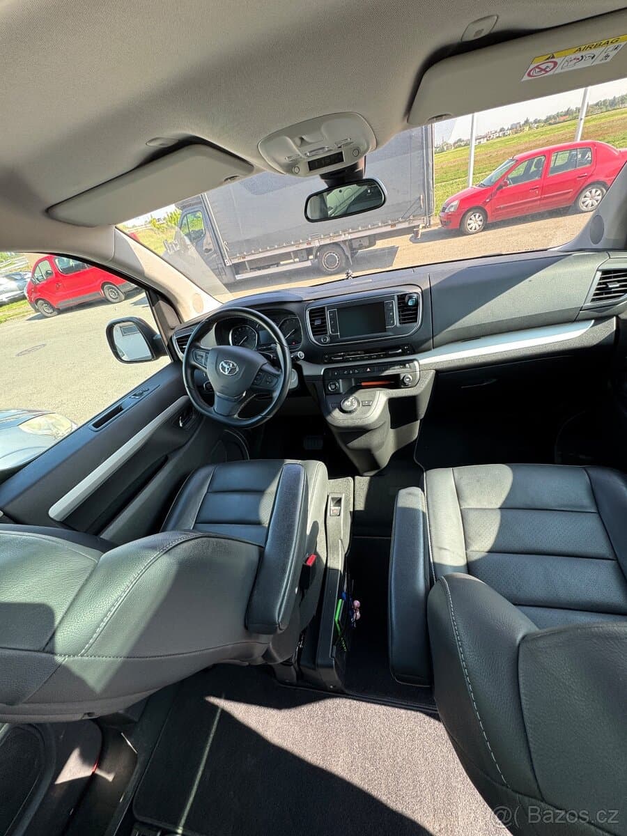 2022 Toyota PROACE - 8
