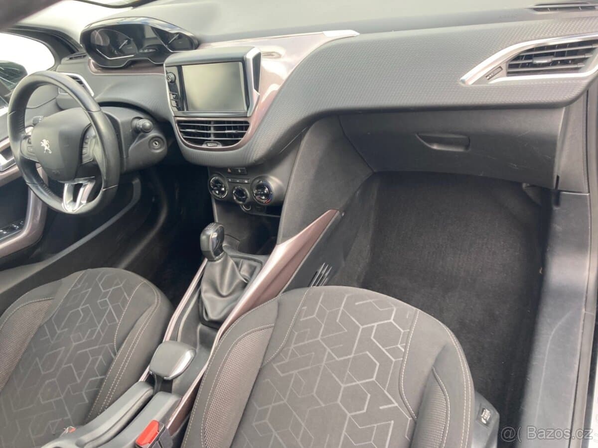 2014 Peugeot 2008 - 8