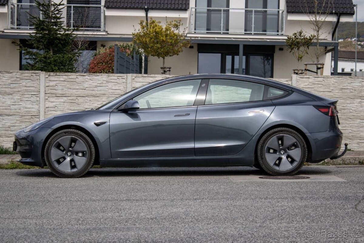 2021 Tesla MODEL 3 - 8