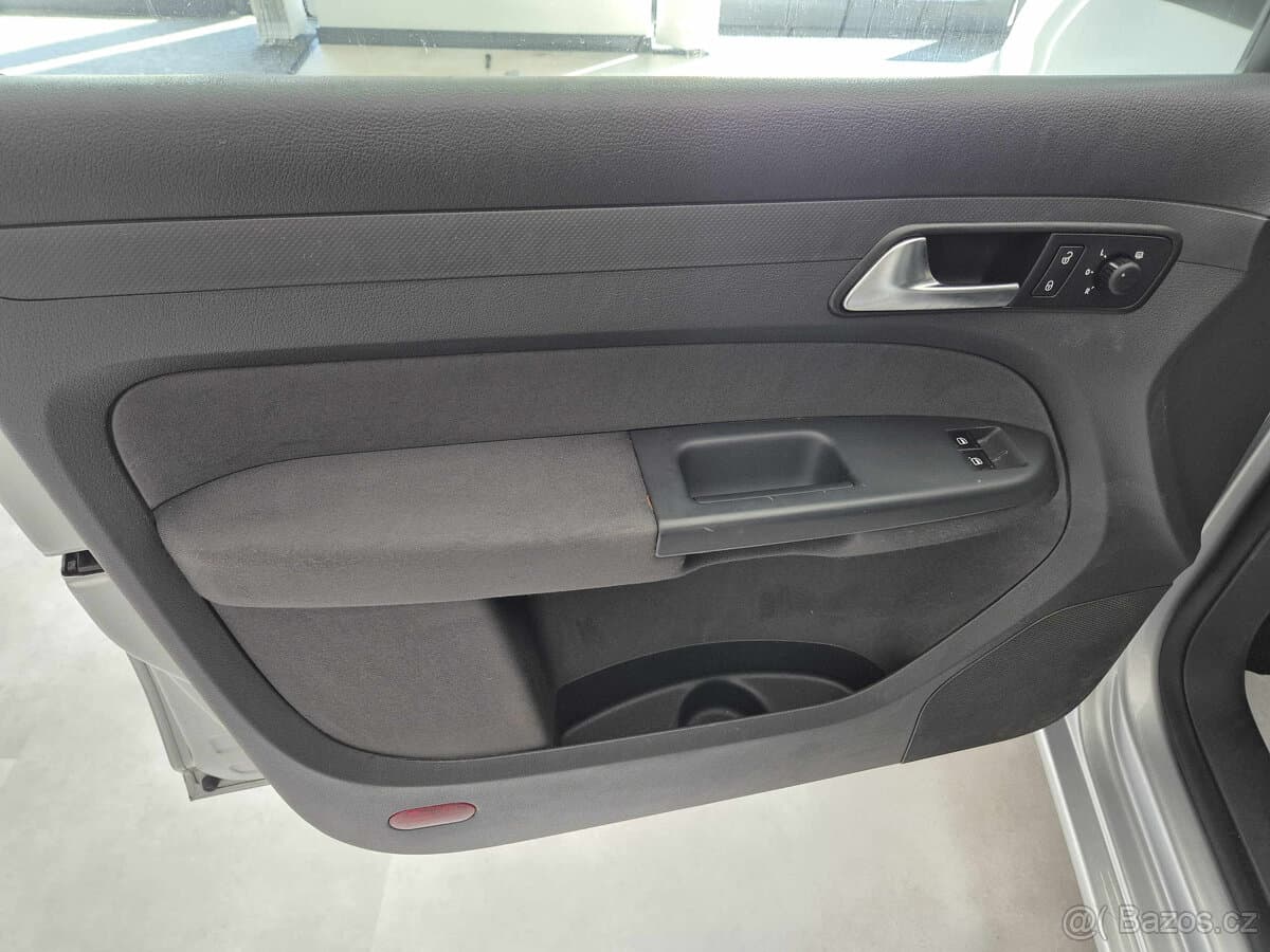 2012 Volkswagen CADDY - 8