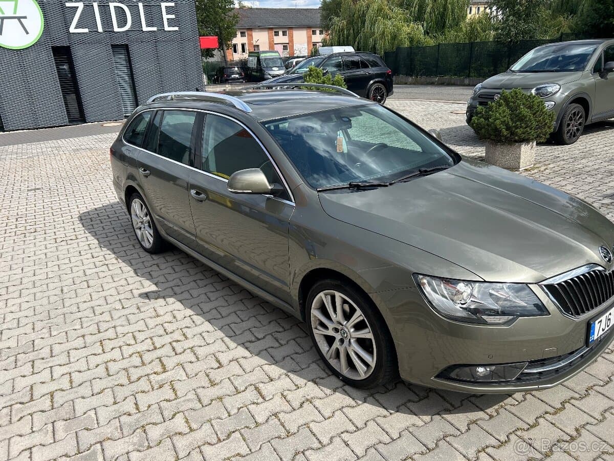 2014 Škoda SUPERB - 8
