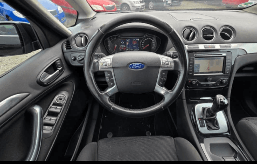 2013 Ford S-MAX - 8