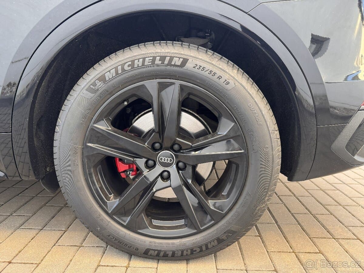 2023 Audi SQ5 - 8