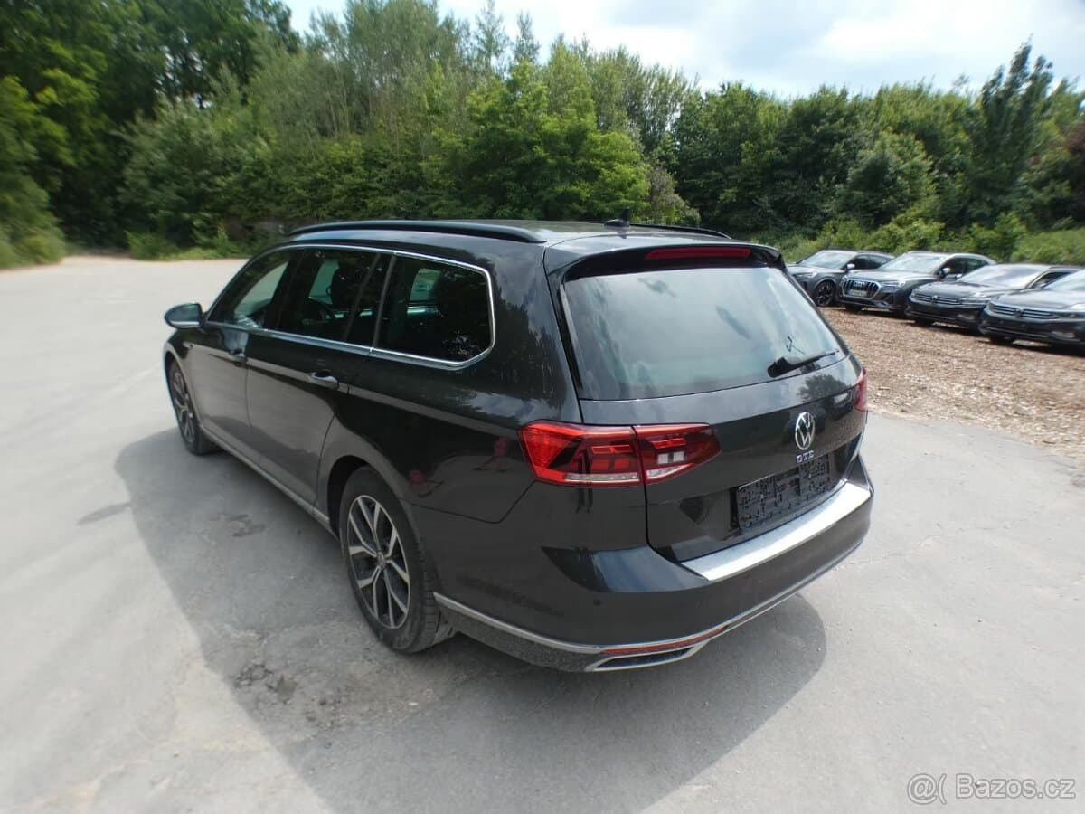 2021 Volkswagen PASSAT - 8