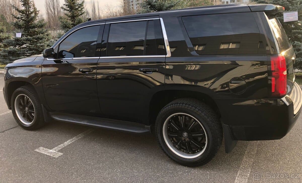 2017 Chevrolet TAHOE - 8