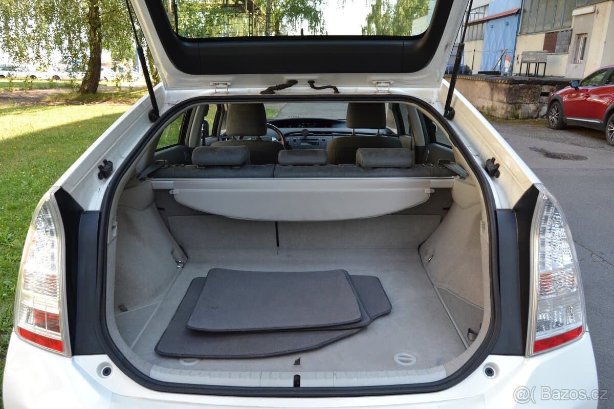 2009 Toyota PRIUS - 8