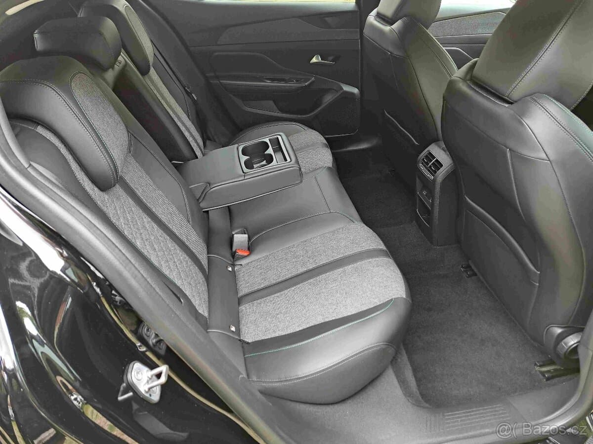 2024 Peugeot 408 - 8