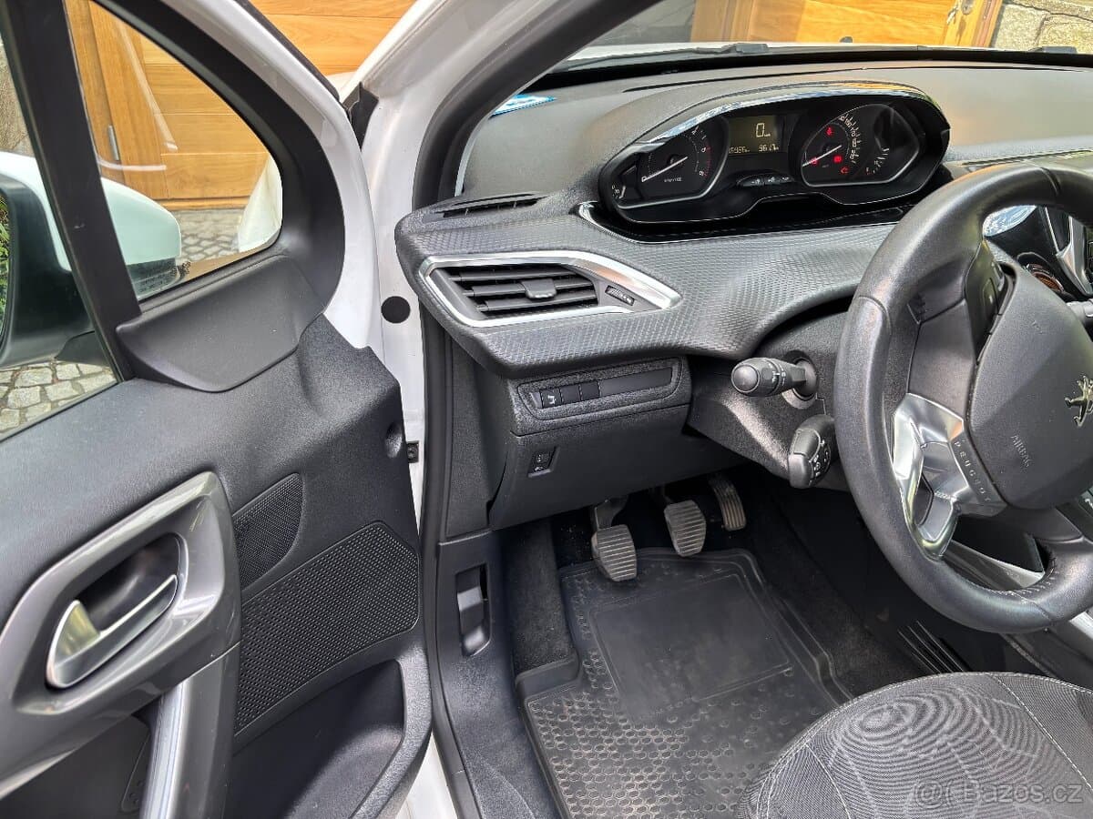 2017 Peugeot 2008 - 8