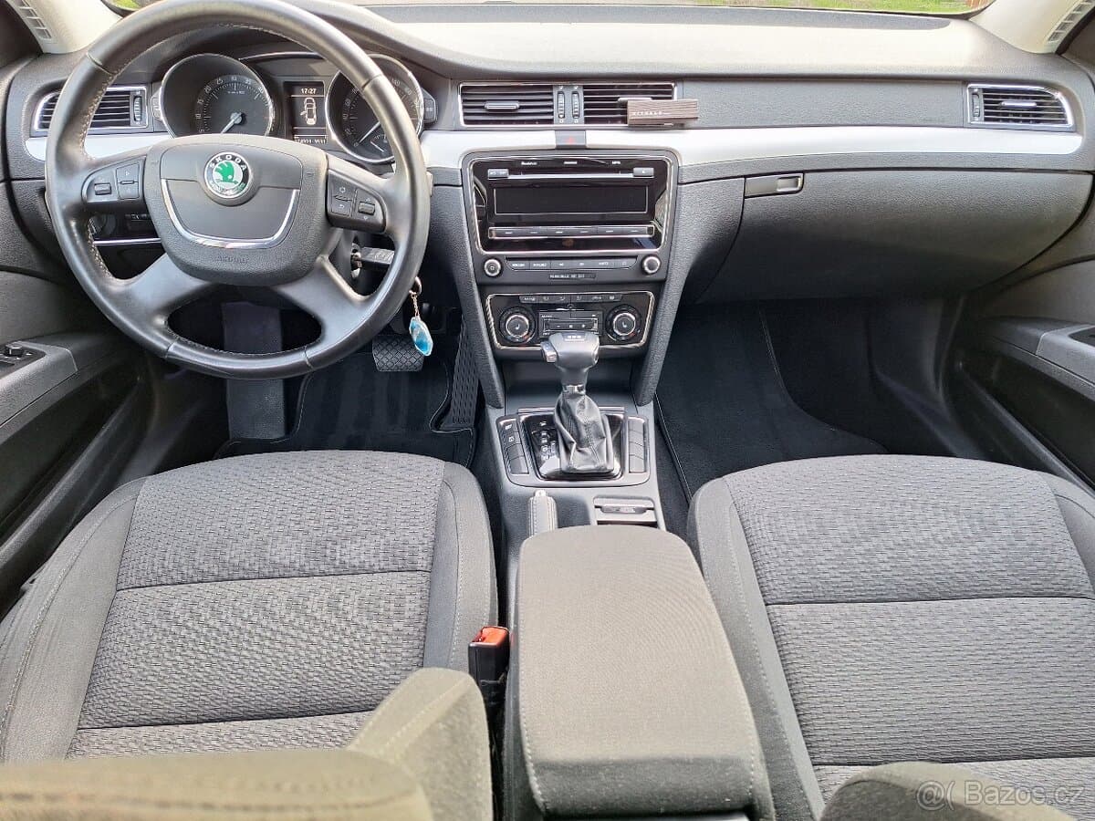 2009 Škoda SUPERB - 8