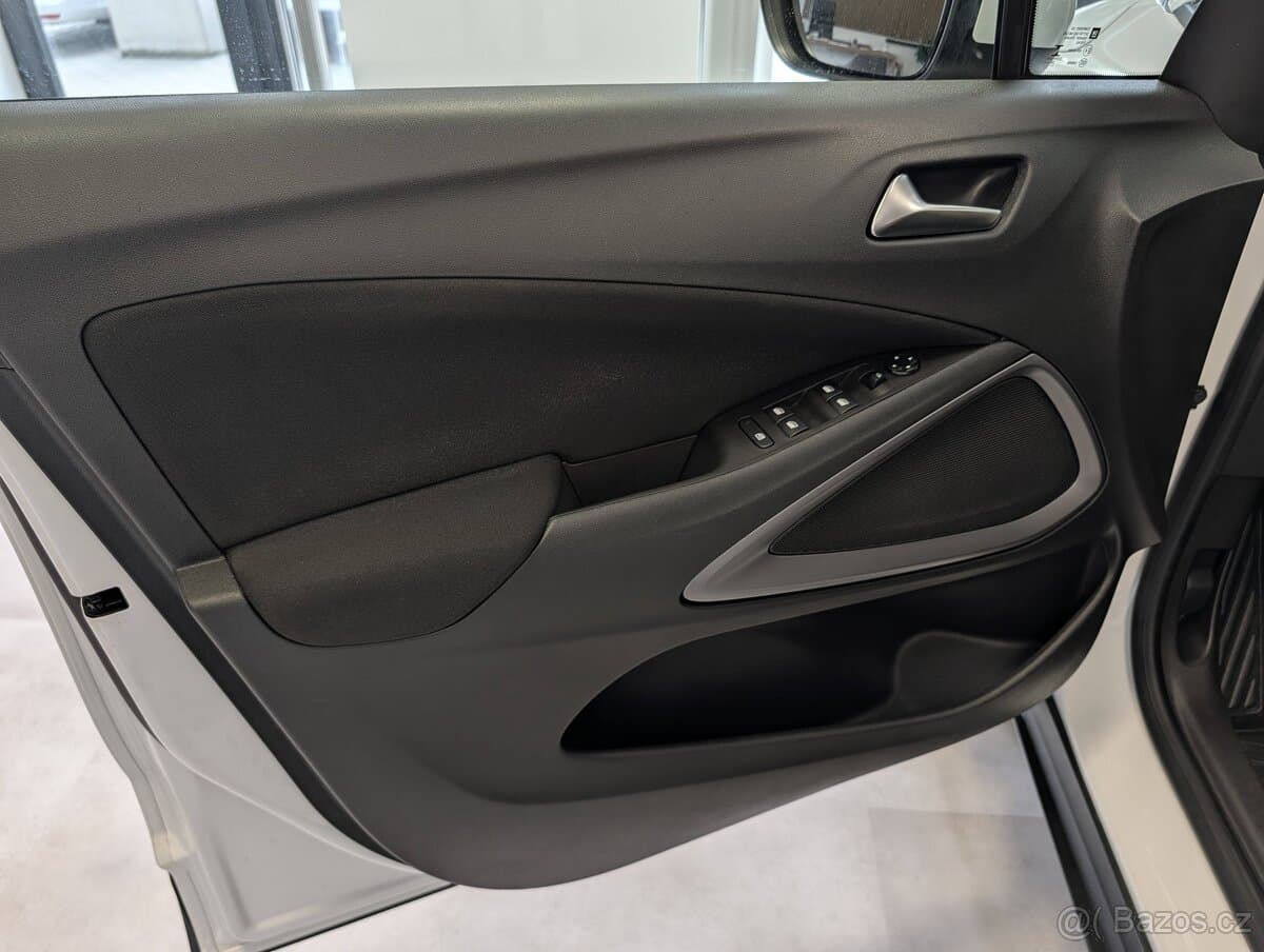 2021 Opel CROSSLAND - 8