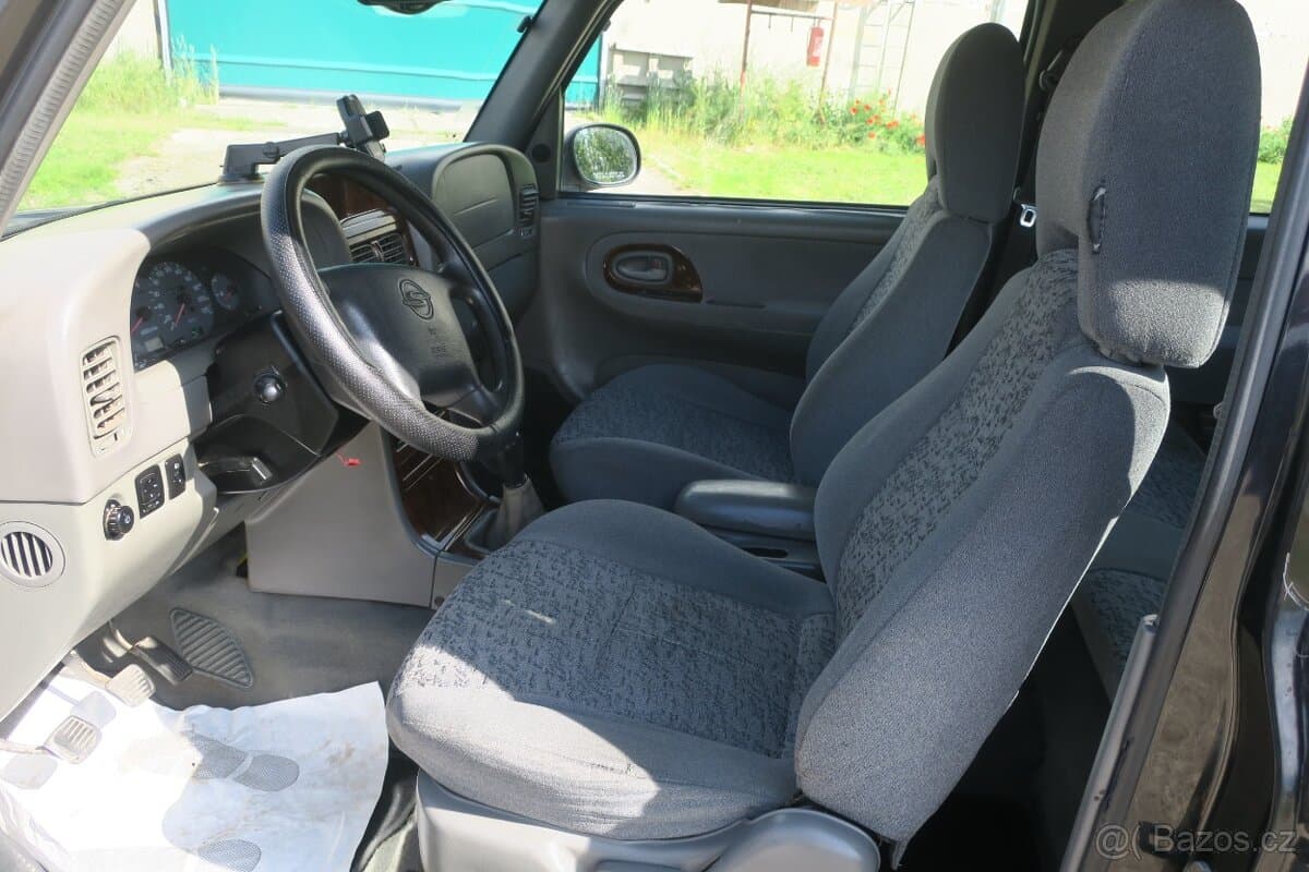 2002 SsangYong KORANDO - 8