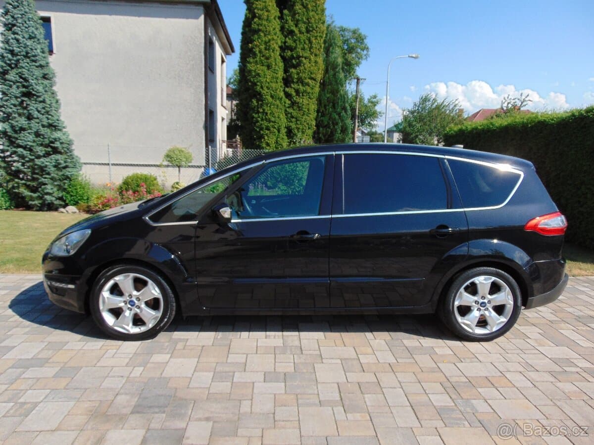 2013 Ford S-MAX - 8