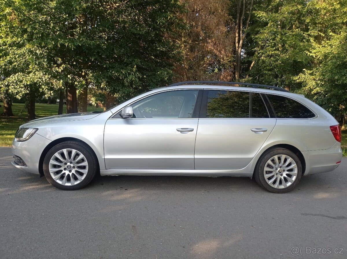2013 Škoda SUPERB - 8