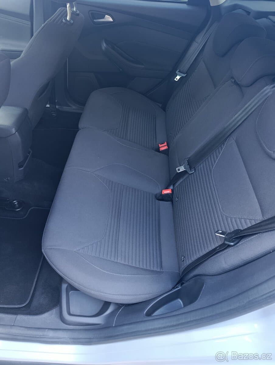 2015 Ford FOCUS - 8