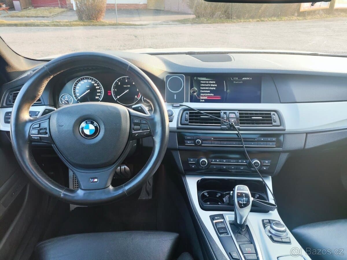 2013 BMW 5-SERIES - 8