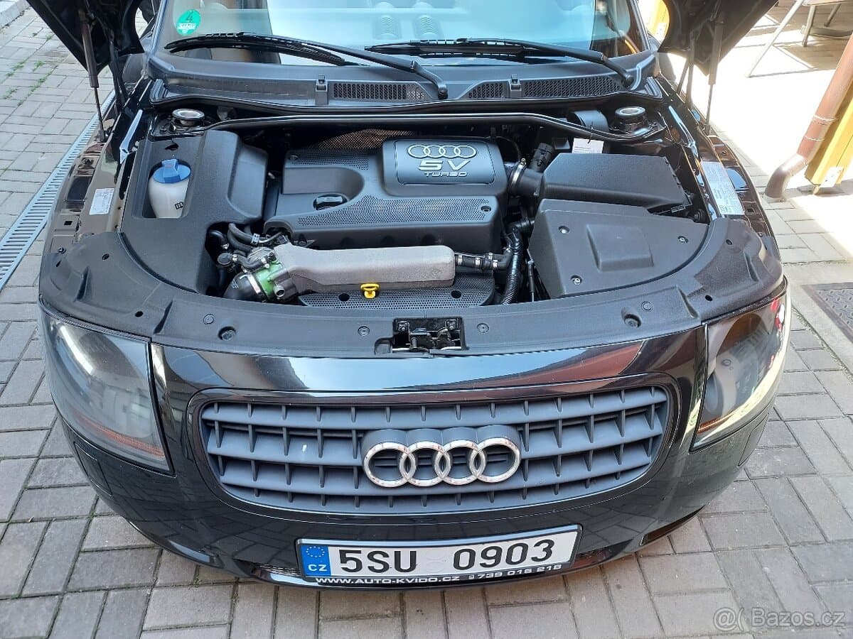 2003 Audi TT - 8