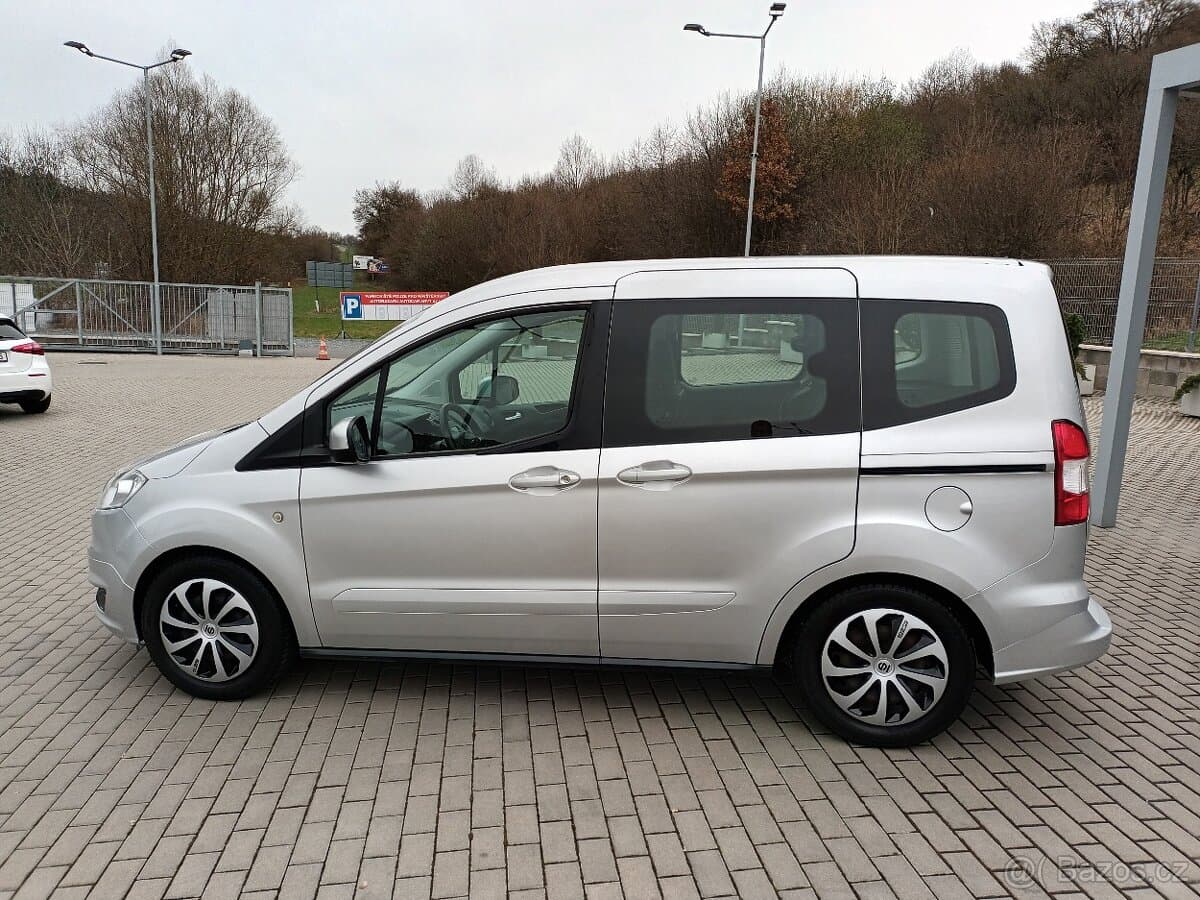 2015 Ford TOURNEO - 8