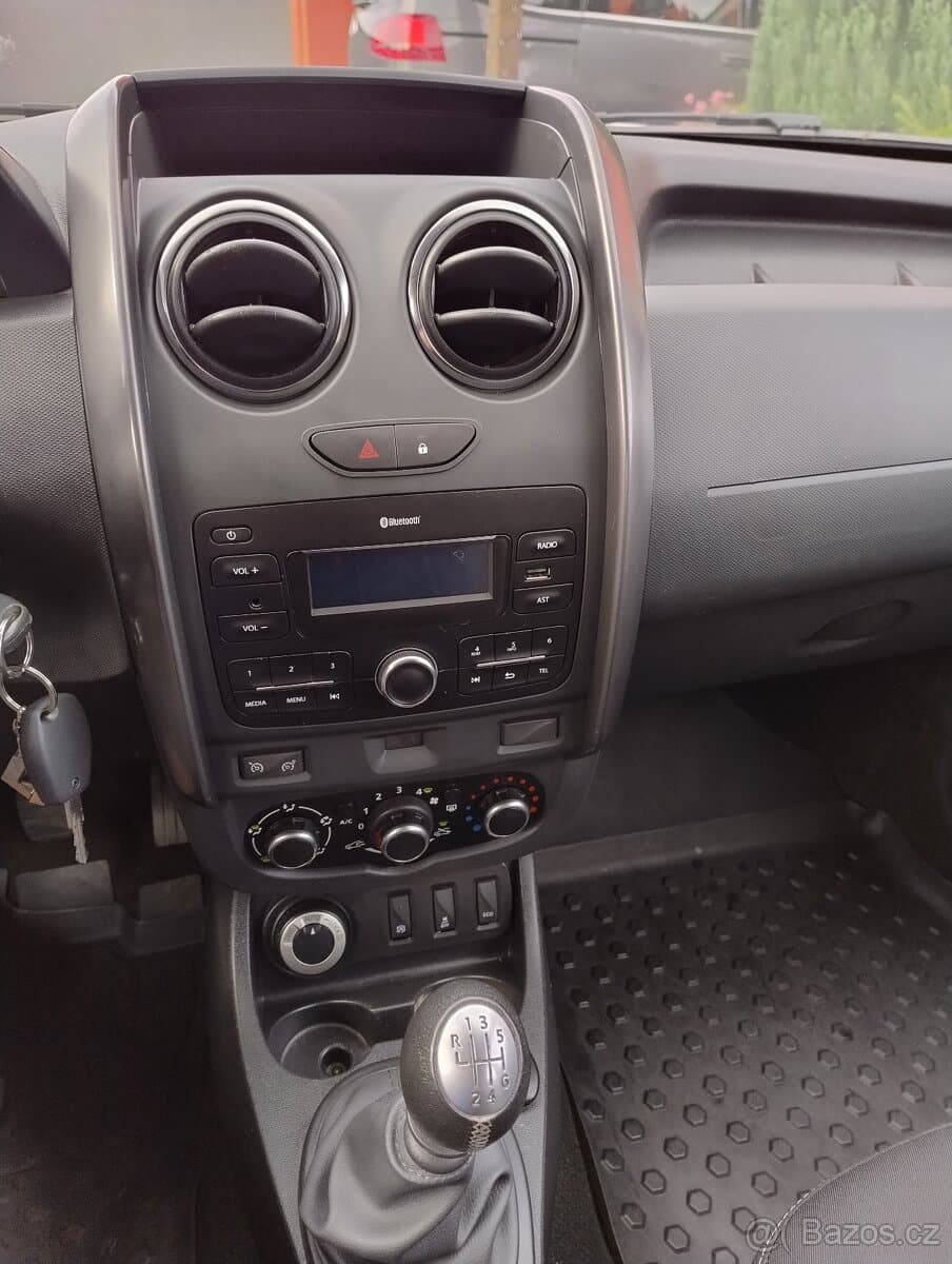 2017 Dacia DUSTER - 8