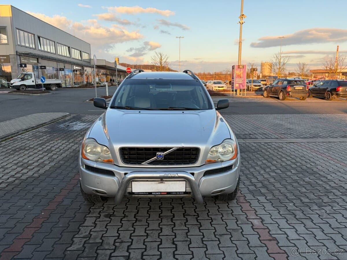 2004 Volvo XC90 - 8