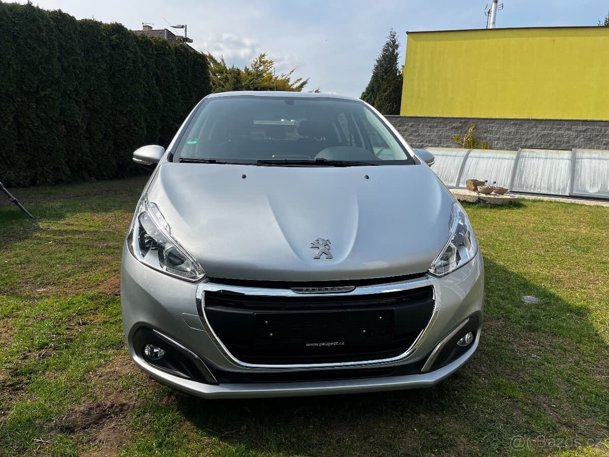 2016 Peugeot 208 - 8