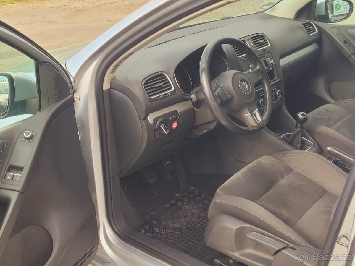 2009 Volkswagen GOLF - 8