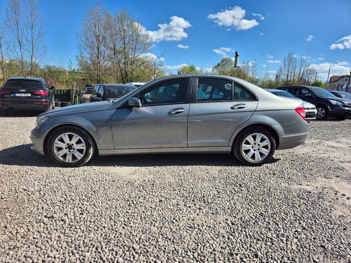 2011 Mercedes-Benz OSTATNÍ - 8