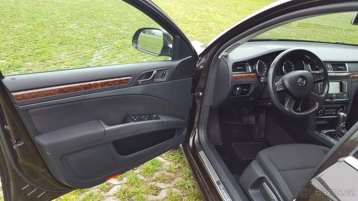2013 Škoda SUPERB - 8