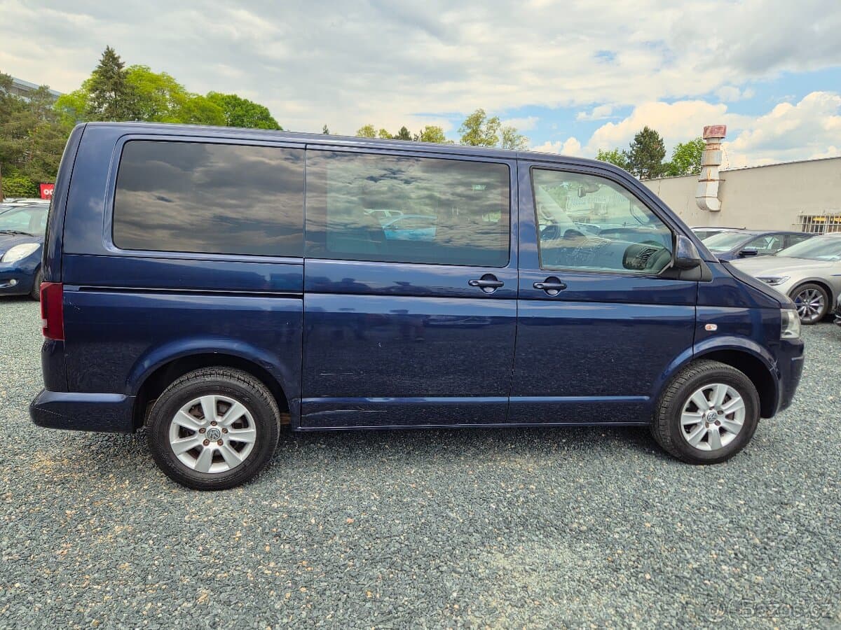 2011 Volkswagen TRANSPORTER - 8