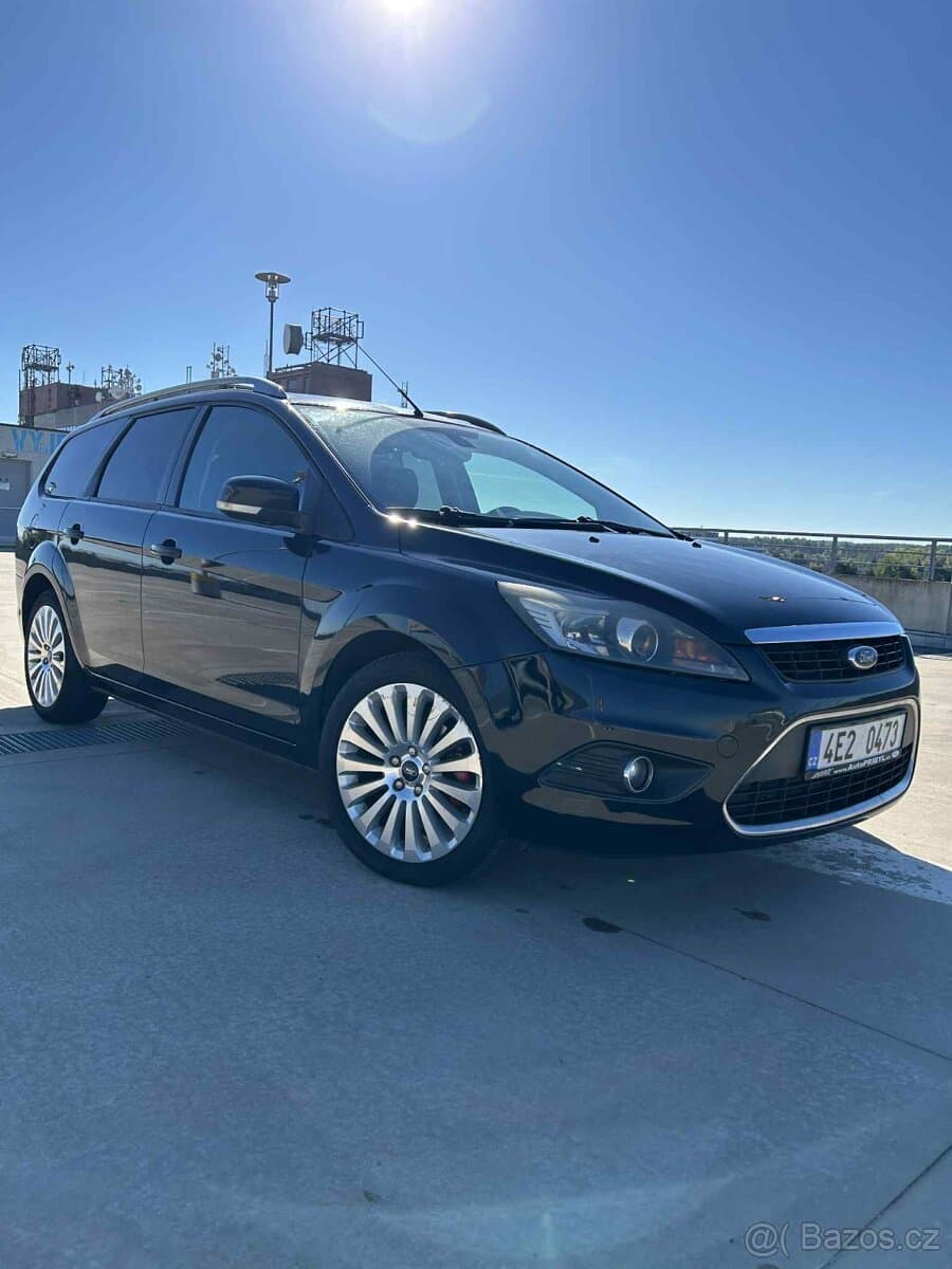 2009 Ford FOCUS - 8