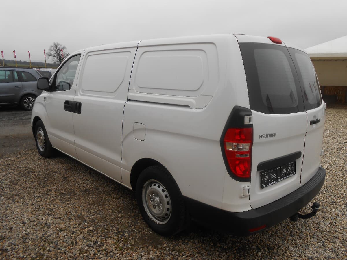 2015 Hyundai H-1 - 8