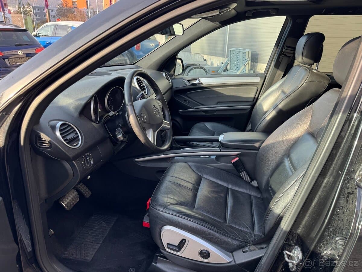 2010 Mercedes-Benz M-CLASS - 8