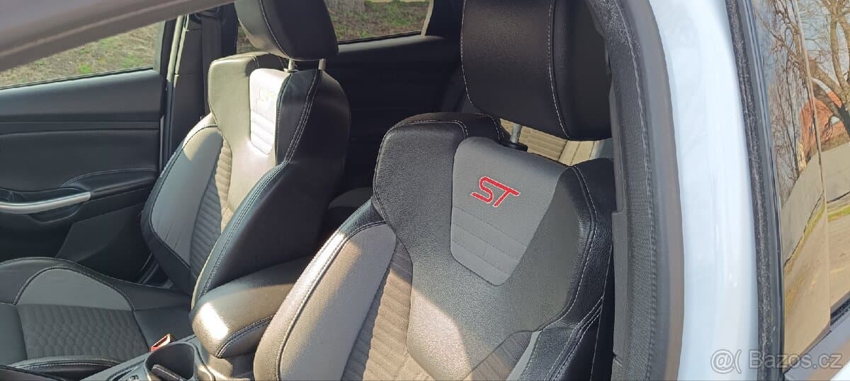 2012 Ford FOCUS - 8