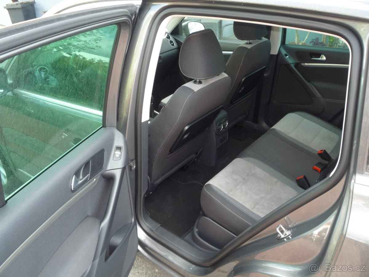 2013 Volkswagen TIGUAN - 8