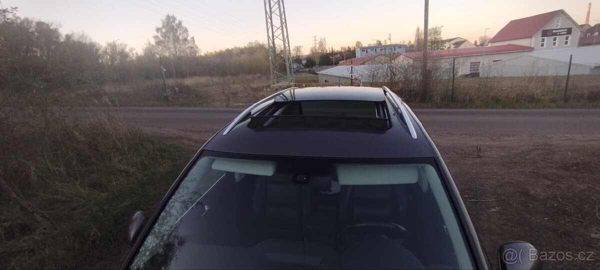 2011 Volkswagen TIGUAN - 8