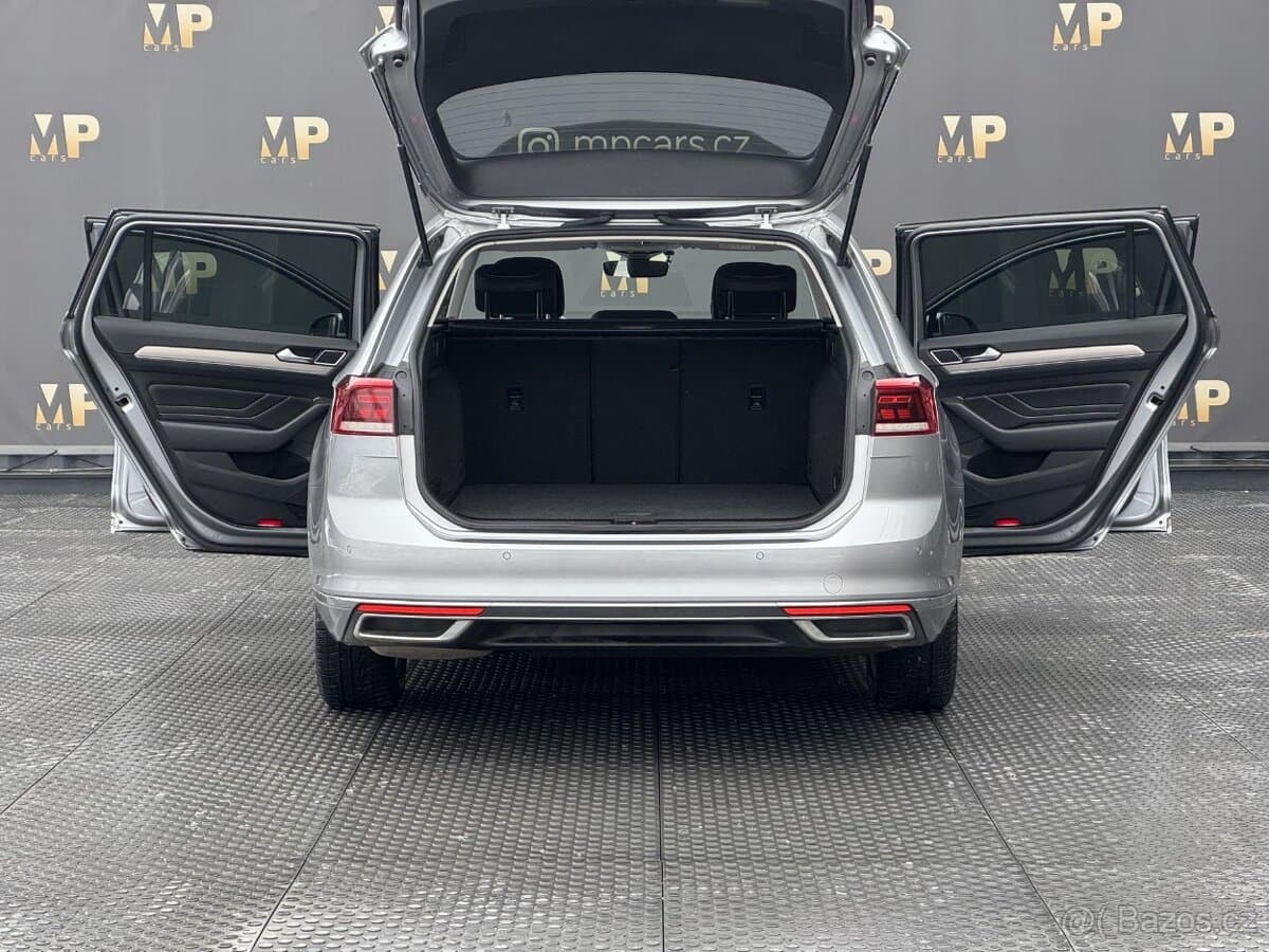 2020 Volkswagen PASSAT - 8
