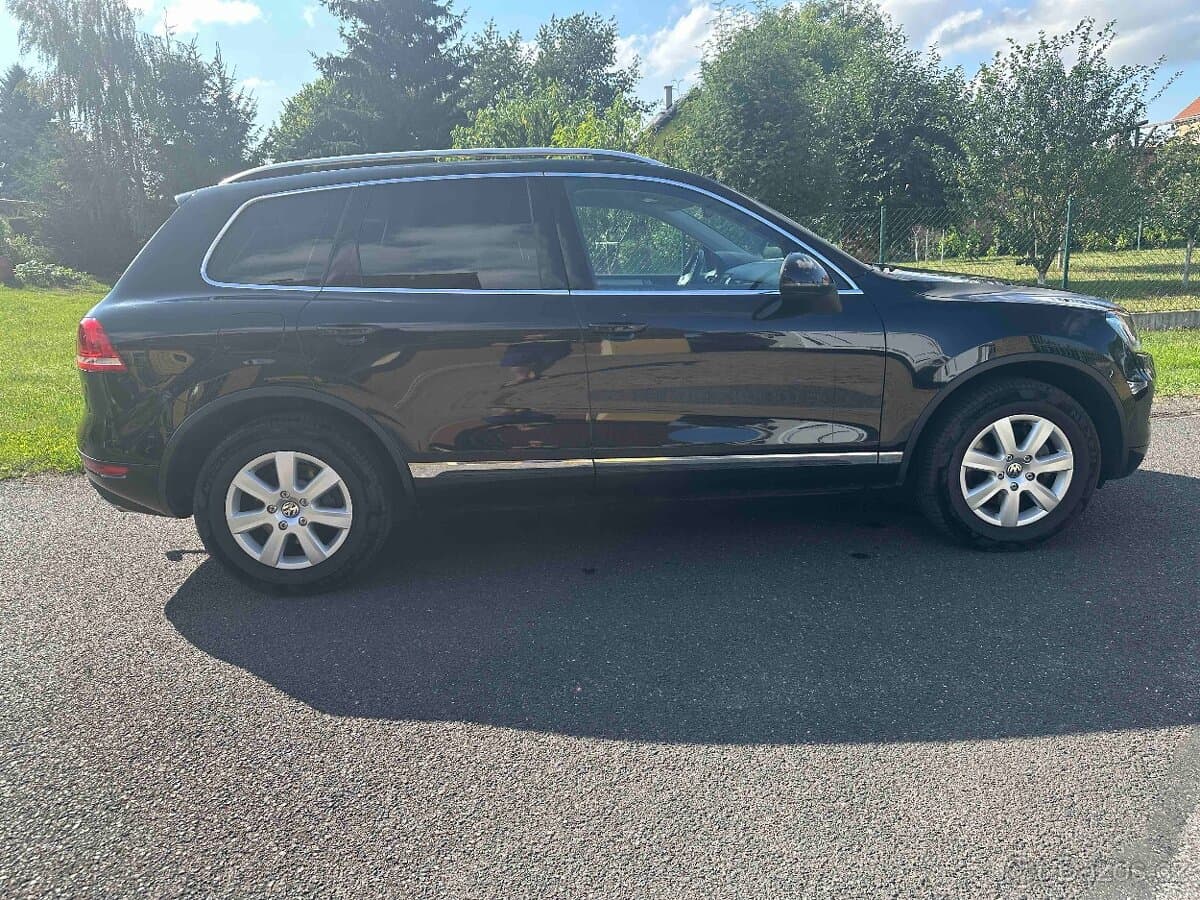 2014 Volkswagen TOUAREG - 8