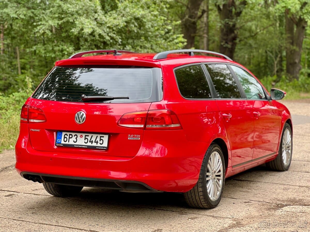 2013 Volkswagen PASSAT - 8