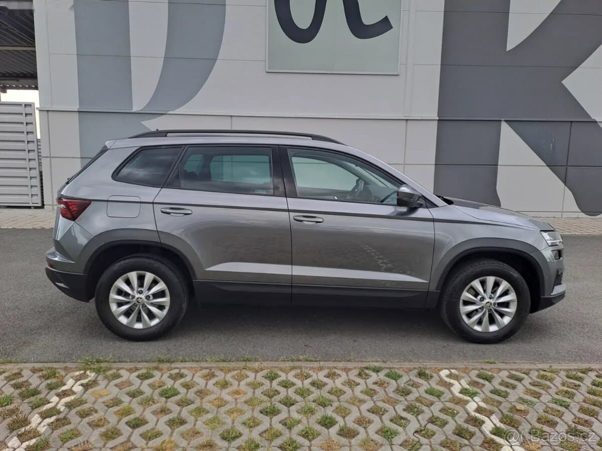 2022 Škoda KAROQ - 8