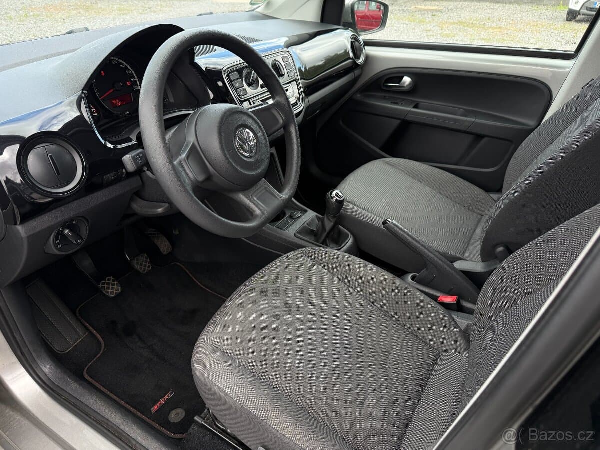 2014 Volkswagen UP! - 8