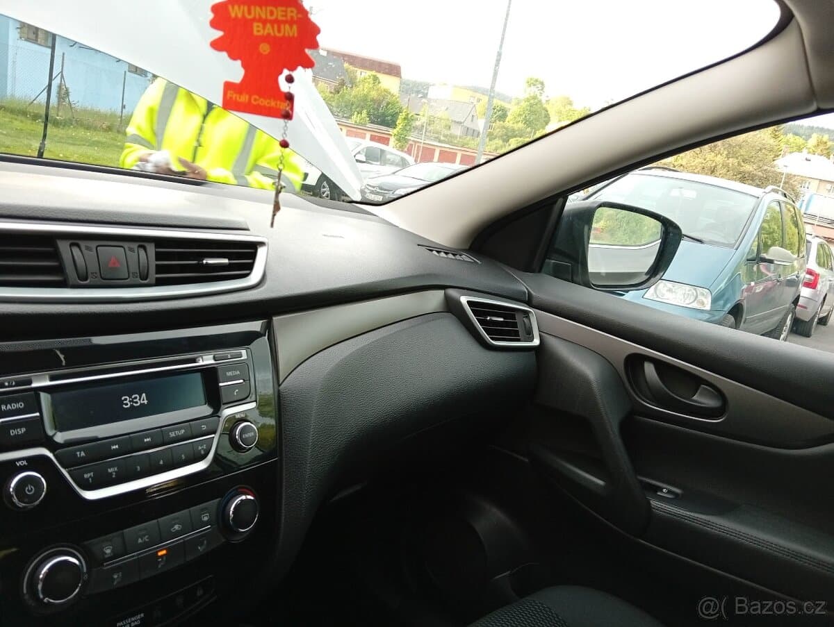 2019 Nissan QASHQAI - 8