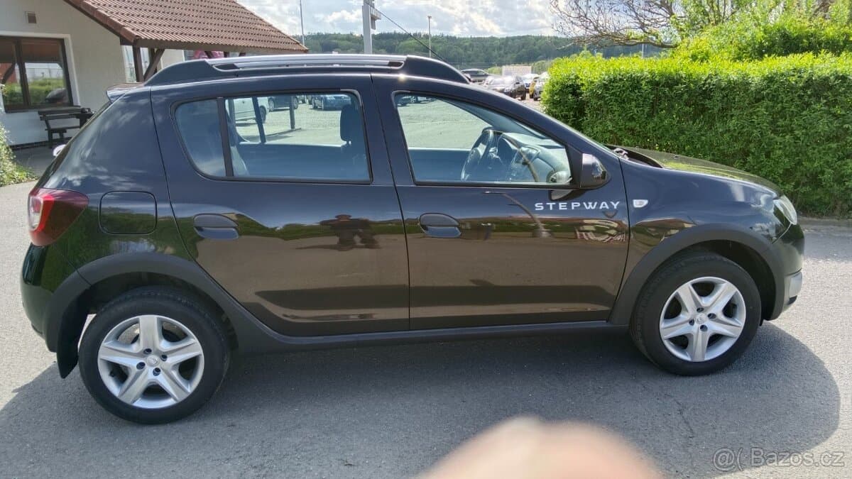 2015 Dacia SANDERO - 8