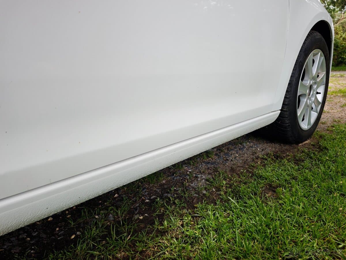 2013 Volkswagen GOLF - 8