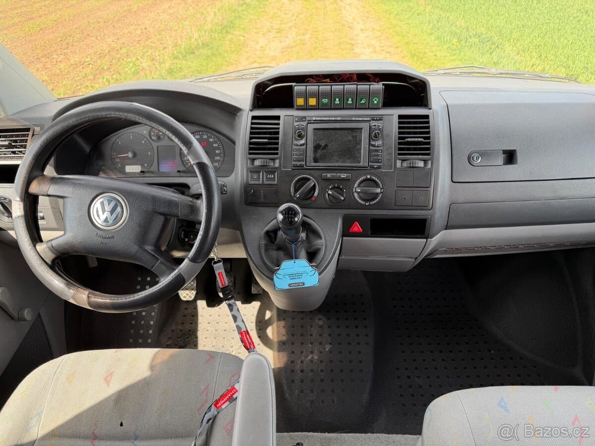 Volkswagen TRANSPORTER - 8
