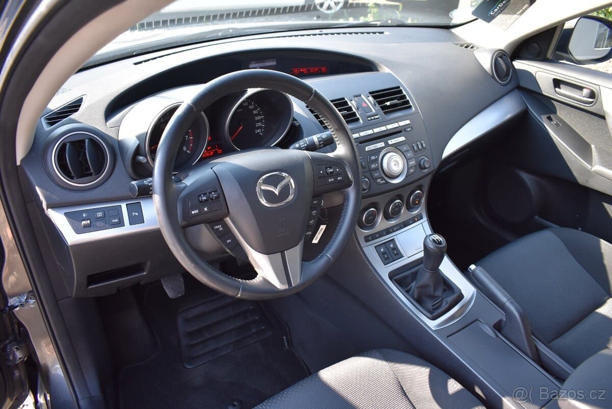 2009 Mazda 3 - 8