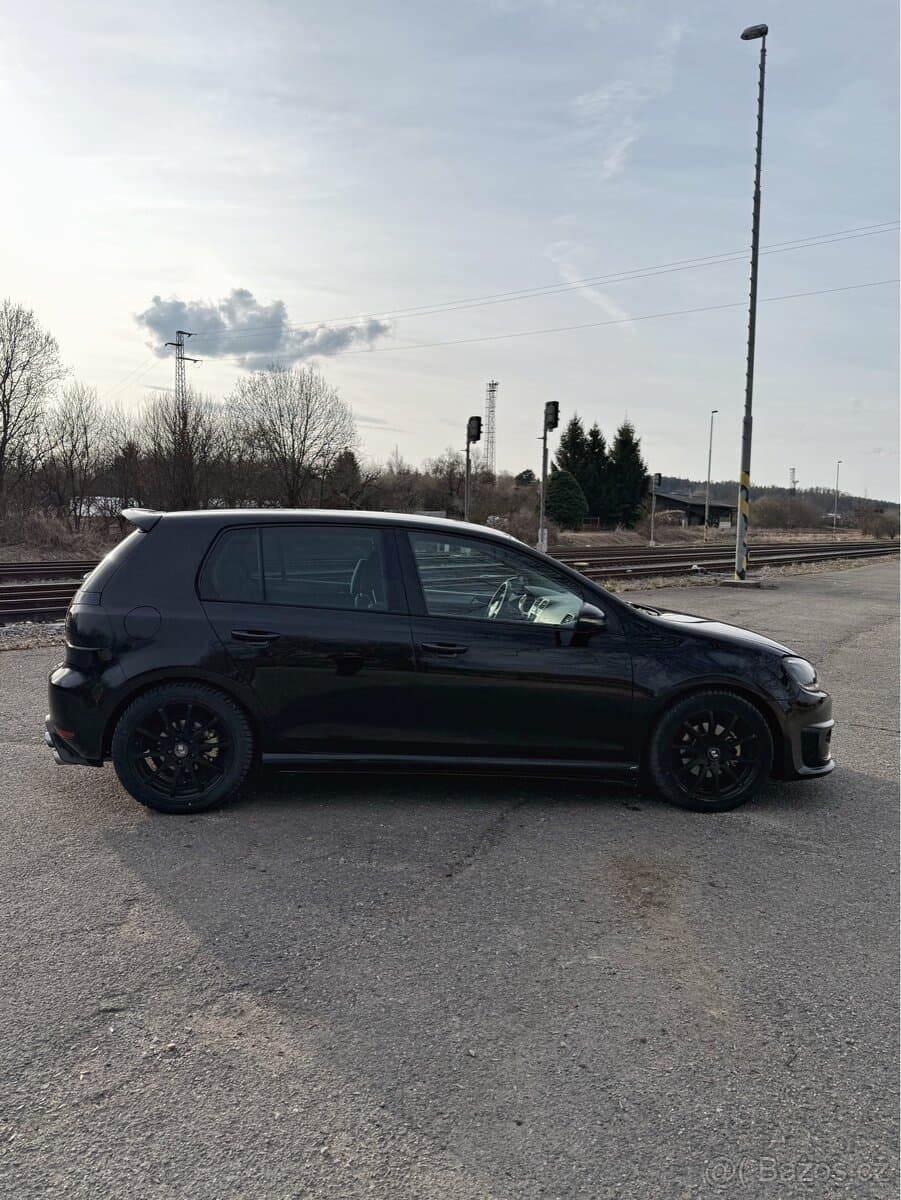 2012 Volkswagen GOLF - 8