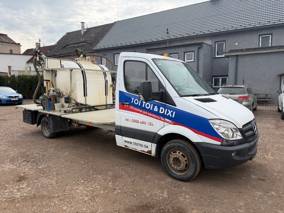 2010 Mercedes-Benz SPRINTER - 8