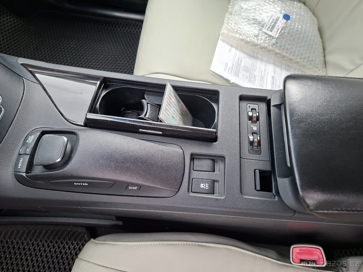 2011 Lexus RX - 8